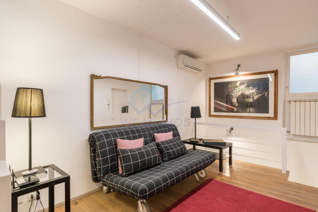 Cozy Entire Apt Close To Piazza Trilussa ローマ エクステリア 写真