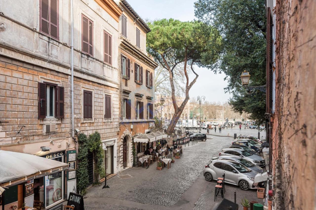 Cozy Entire Apt Close To Piazza Trilussa ローマ エクステリア 写真